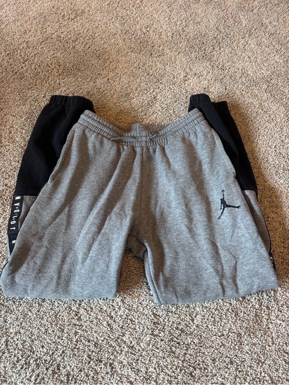 Jordan Gray & Black Kids' Fleece Joggers